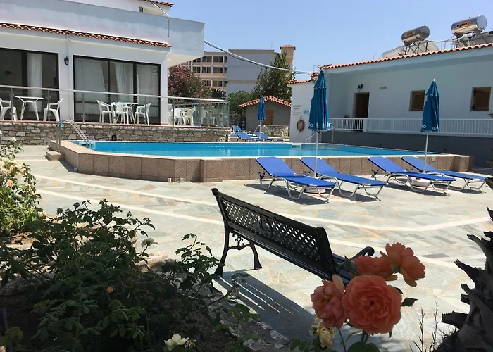 Adult Only - Suzanna Appart hôtel 4*