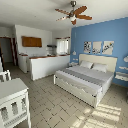 Adult Only - Suzanna 4* Achladies (Skiathos)