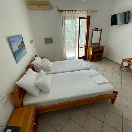 Adult Only - Suzanna 2* Achladies (Skiathos)