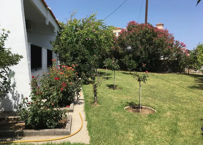 Adult Only - Suzanna Aparthotel