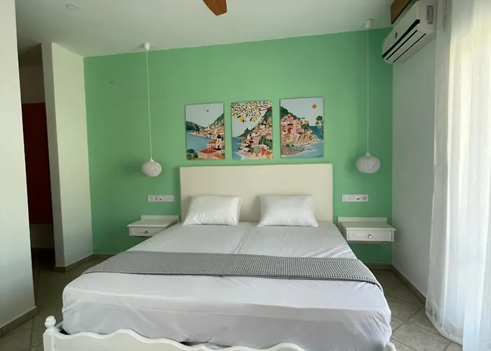 Adult Only - Suzanna 4*