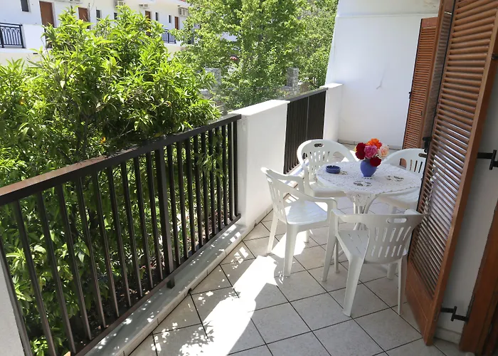 Adult Only - Suzanna 4*